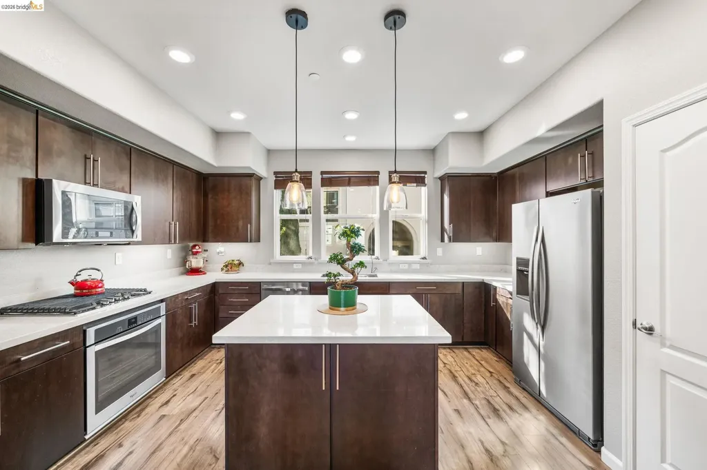 1280 Gusty Loop #4 Livermore CA 94550
