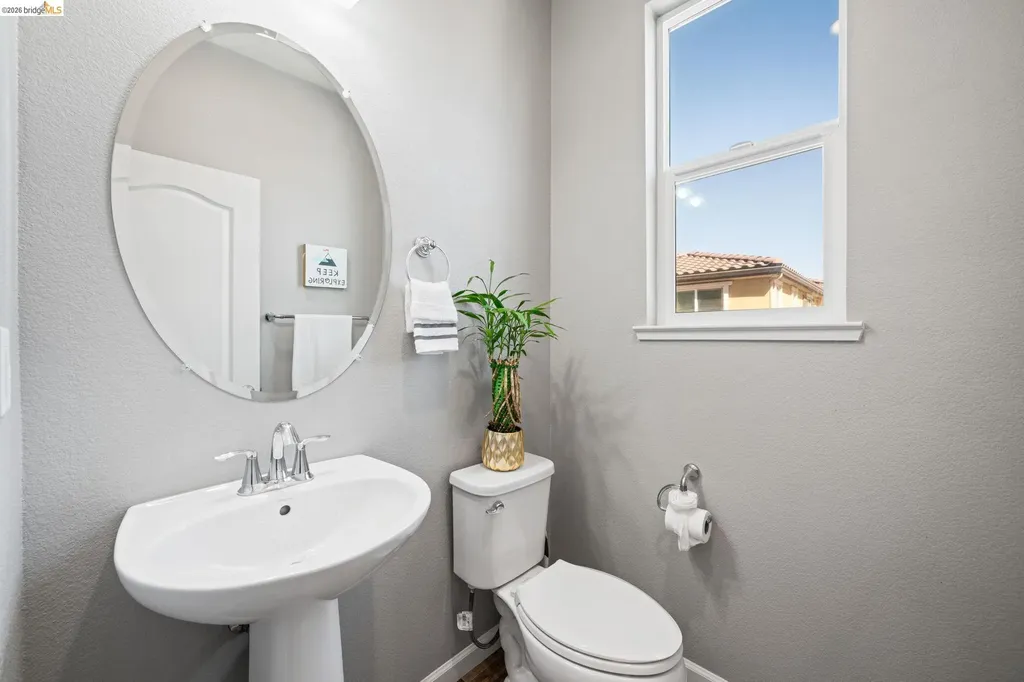 1280 Gusty Loop #4 Livermore CA 94550