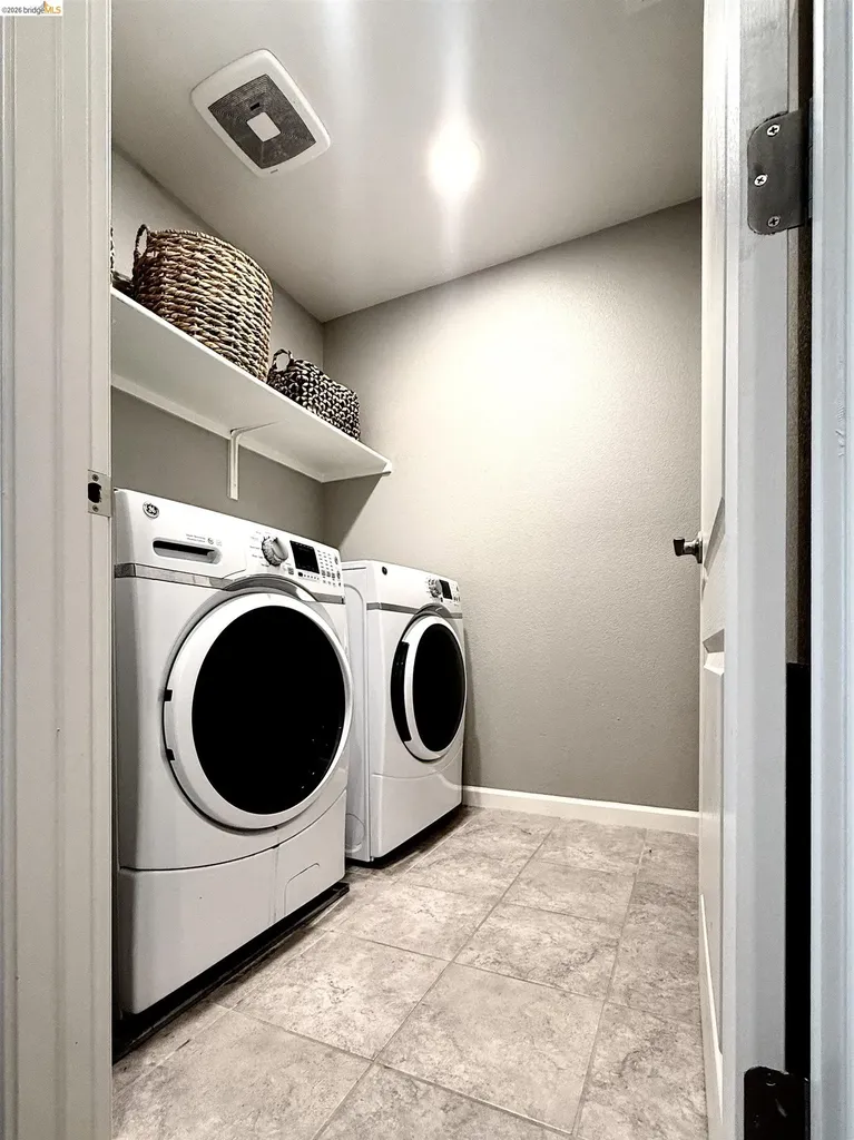 1280 Gusty Loop #4 Livermore CA 94550