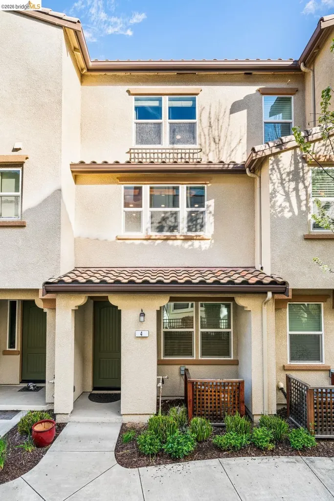 1280 Gusty Loop #4 Livermore CA 94550