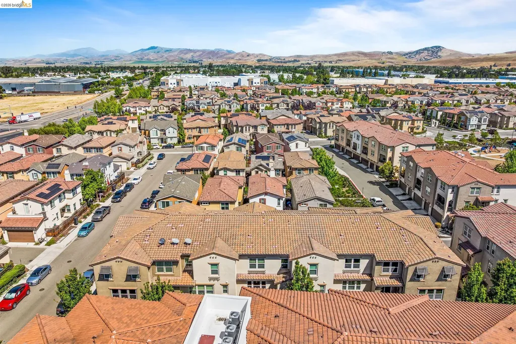 1280 Gusty Loop #4 Livermore CA 94550