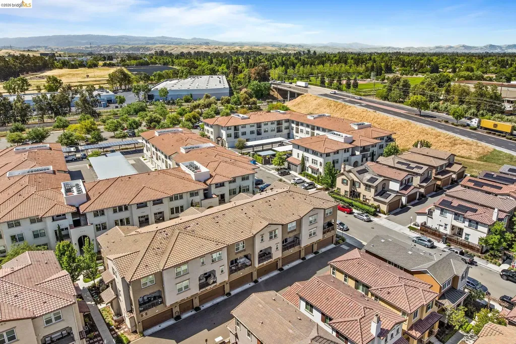 1280 Gusty Loop #4 Livermore CA 94550