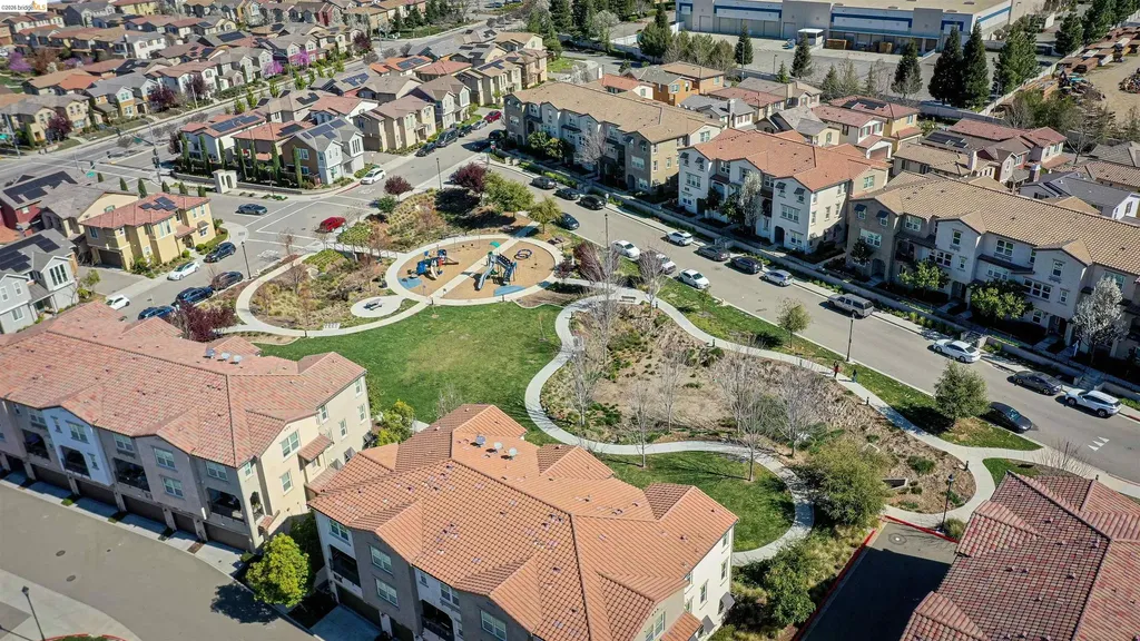 1280 Gusty Loop #4 Livermore CA 94550