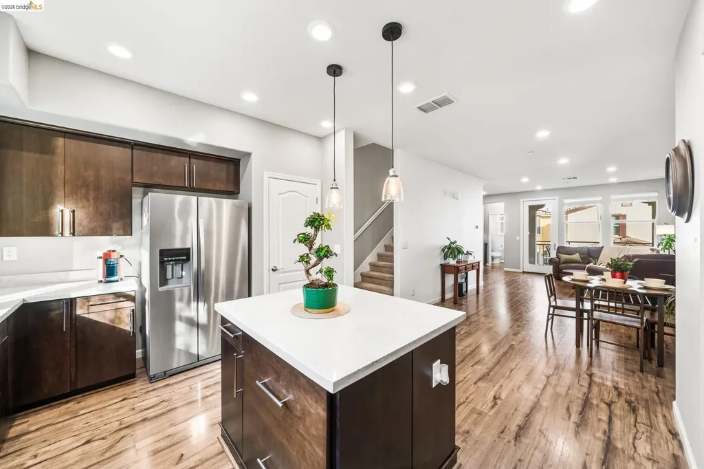 1280 Gusty Loop #4 Livermore CA 94550