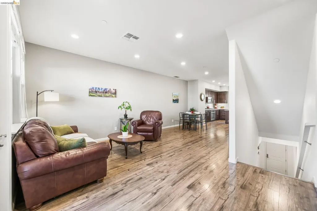 1280 Gusty Loop #4 Livermore CA 94550