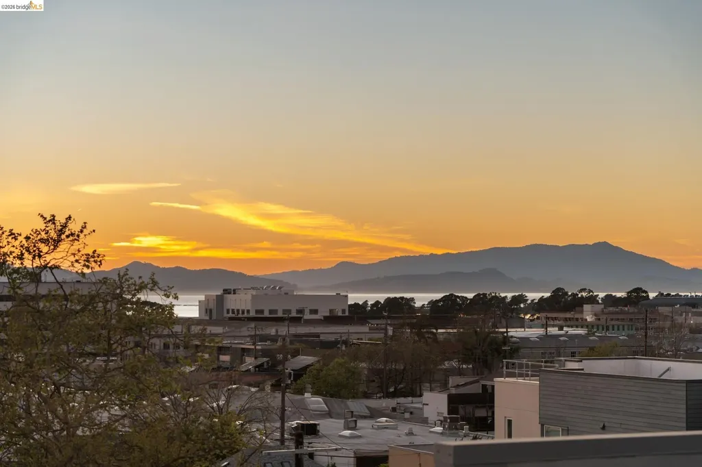 2747 San Pablo Avenue Berkeley CA 94702