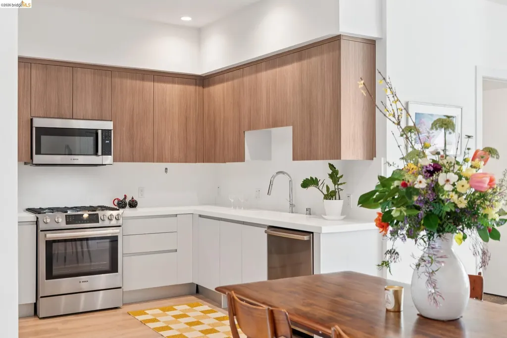 2747 San Pablo Avenue Berkeley CA 94702