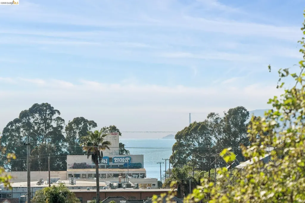 2747 San Pablo Avenue Berkeley CA 94702