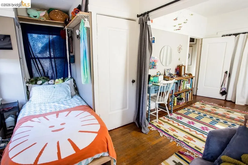 219 John Street Oakland CA 94611