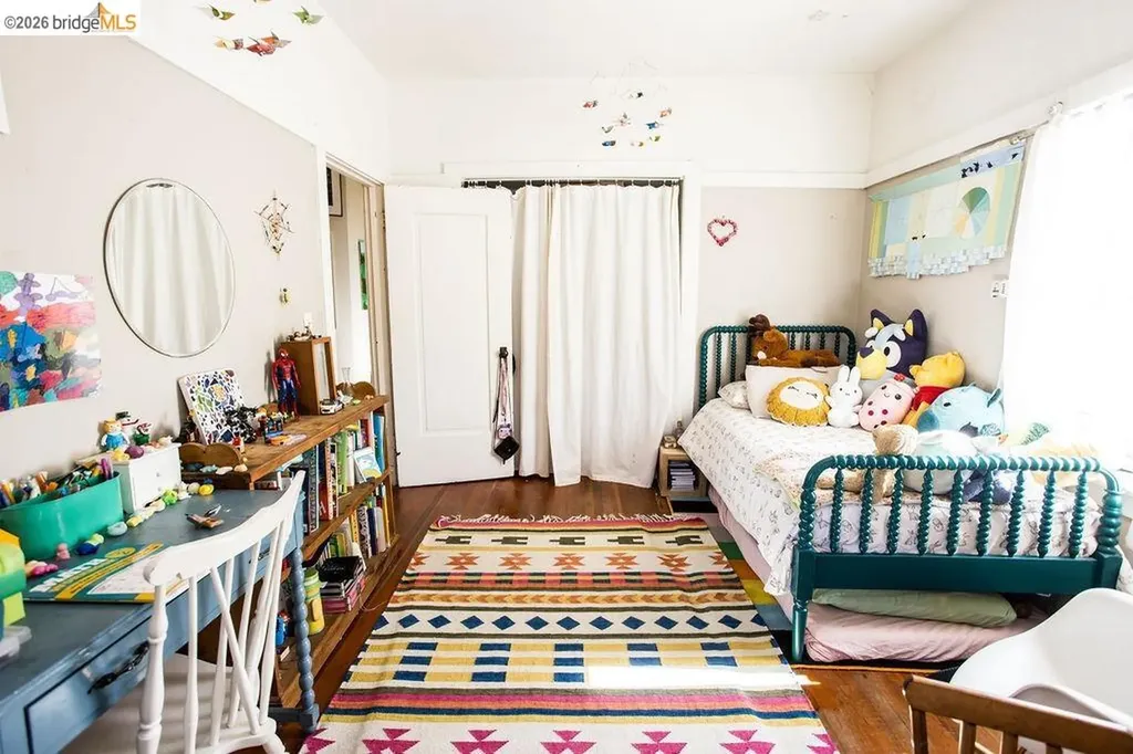 219 John Street Oakland CA 94611