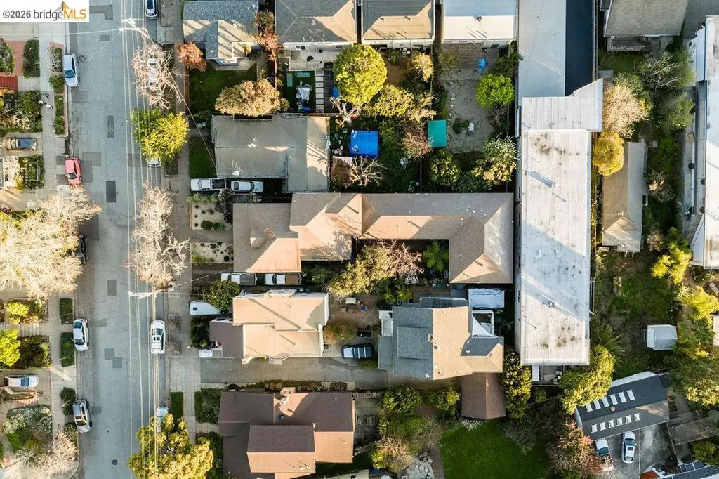 219 John Street Oakland CA 94611
