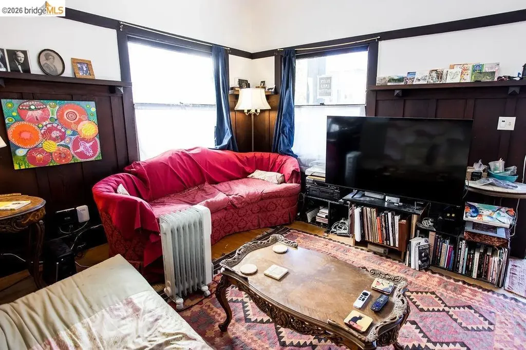 219 John Street Oakland CA 94611