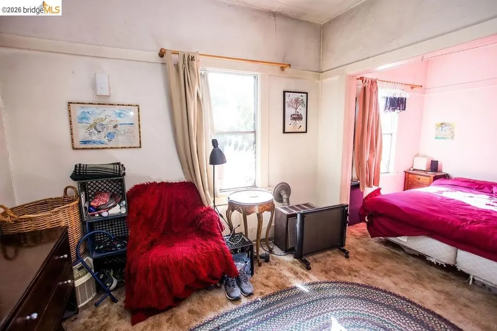 219 John Street Oakland CA 94611