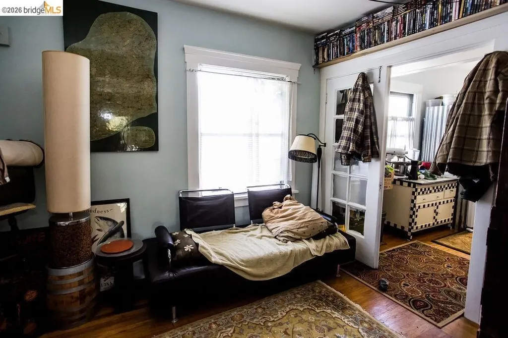 219 John Street Oakland CA 94611
