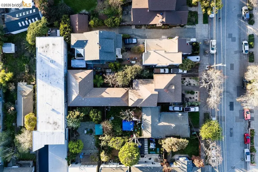 219 John Street Oakland CA 94611