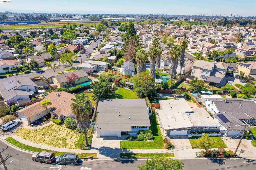 278 Saint Andrews Street Hayward CA 94544