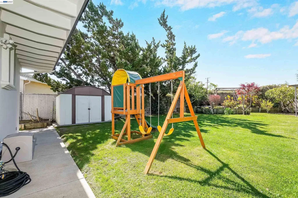 278 Saint Andrews Street Hayward CA 94544