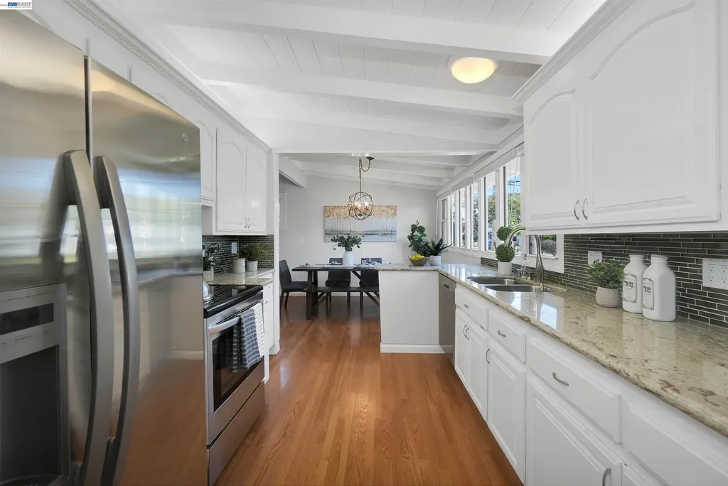 278 Saint Andrews Street Hayward CA 94544