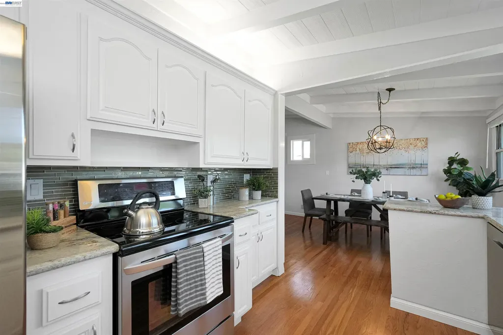 278 Saint Andrews Street Hayward CA 94544