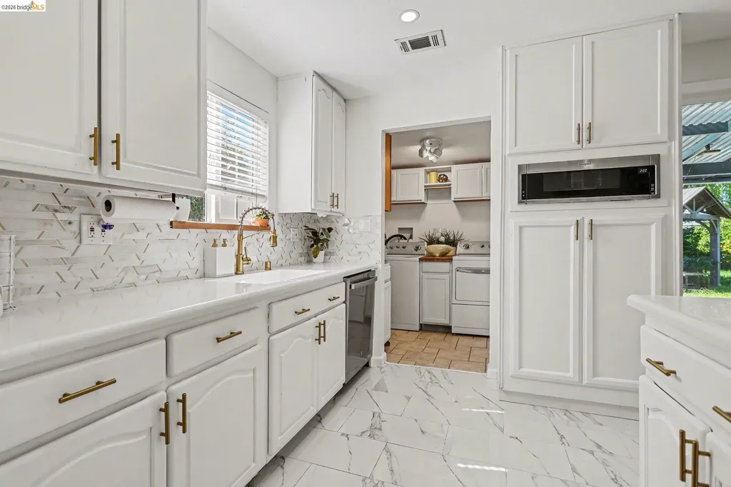 936 Santa Cruz Drive Pleasant Hill CA 94523