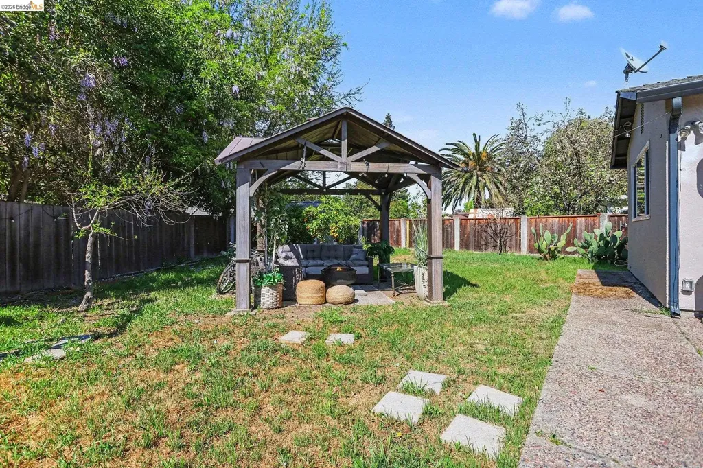 936 Santa Cruz Drive Pleasant Hill CA 94523