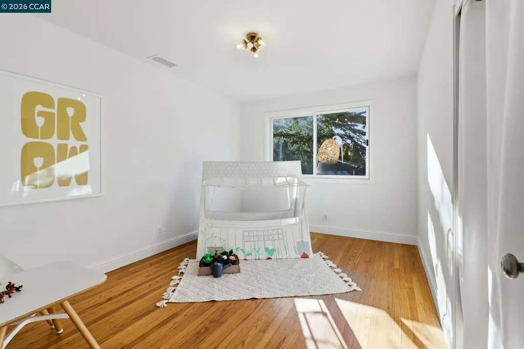 1124 Sanders Drive Moraga CA 94556