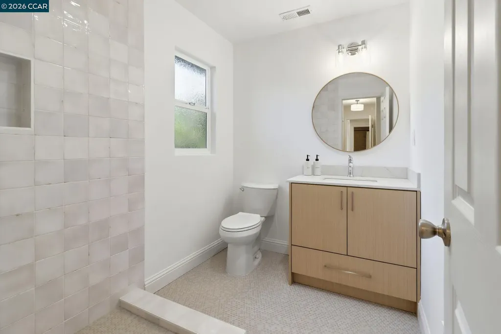 1124 Sanders Drive Moraga CA 94556