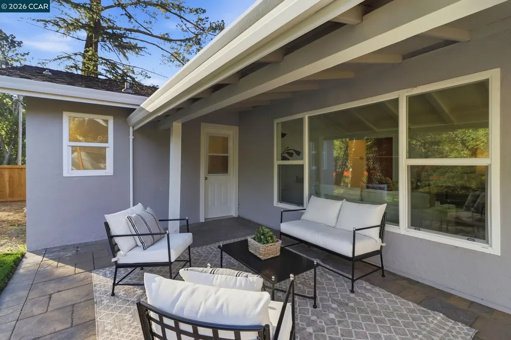 1124 Sanders Drive Moraga CA 94556