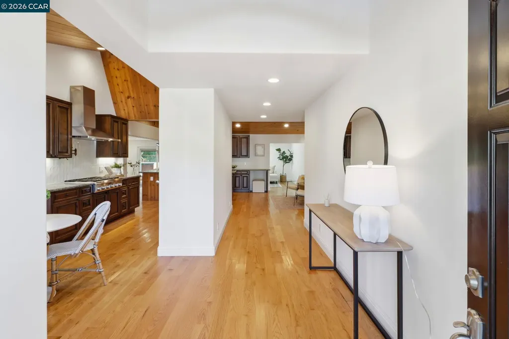 1124 Sanders Drive Moraga CA 94556