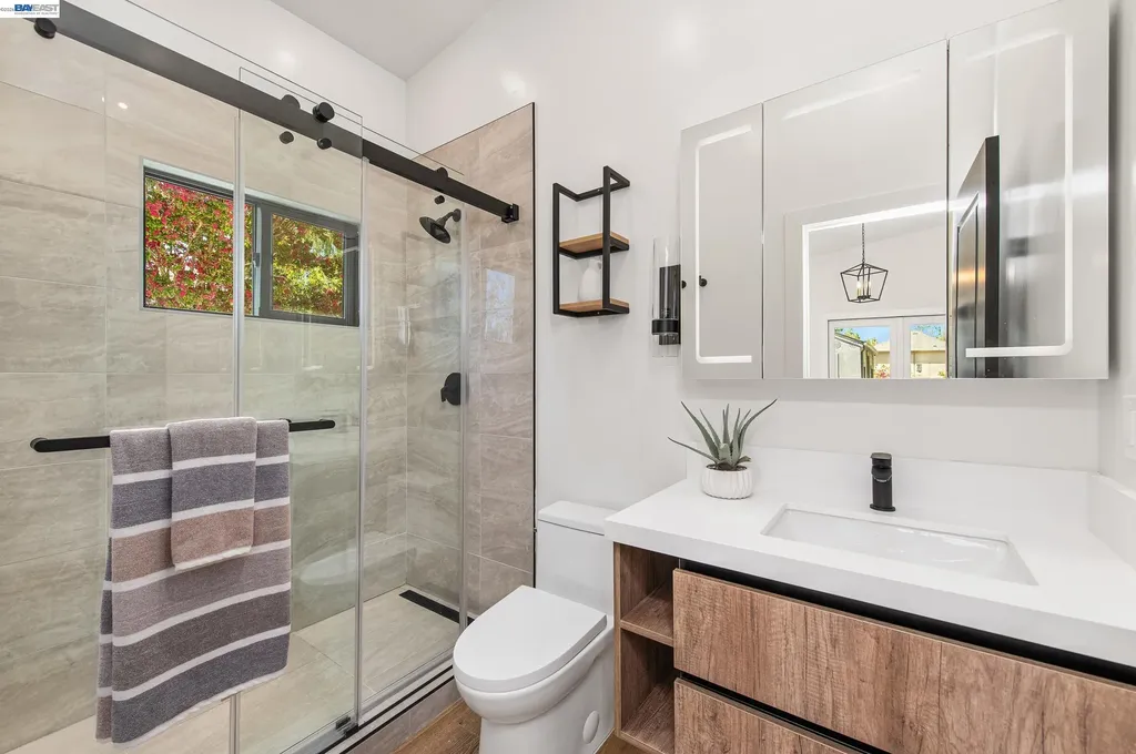 4073 Stanley Boulevard Pleasanton CA 94566