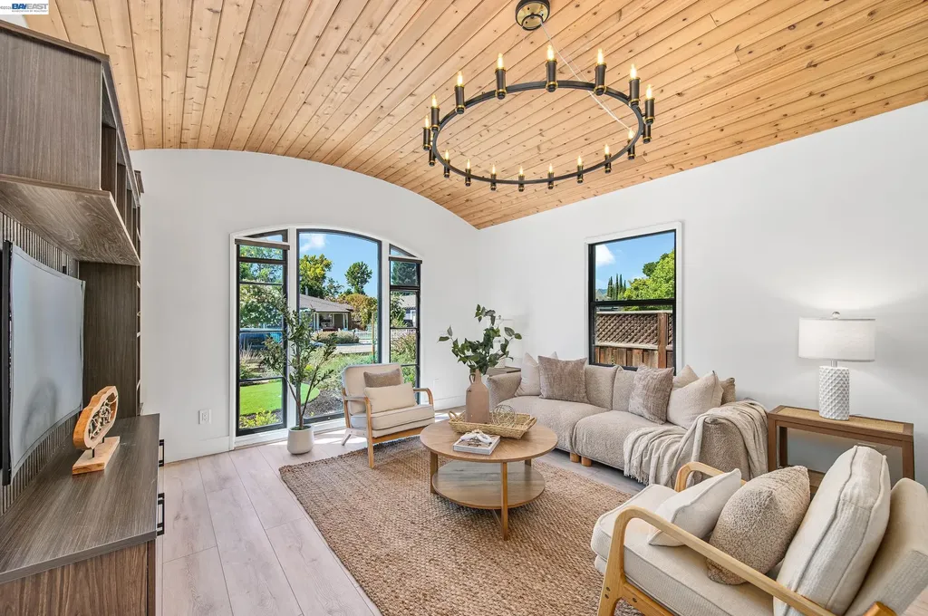 4073 Stanley Boulevard Pleasanton CA 94566