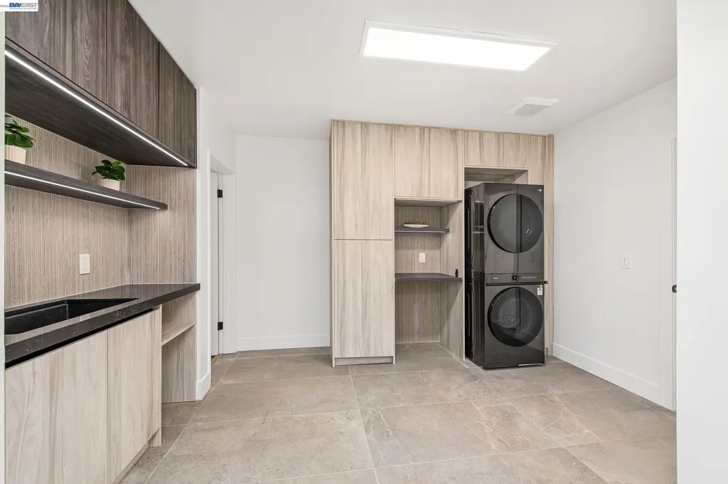 4073 Stanley Boulevard Pleasanton CA 94566