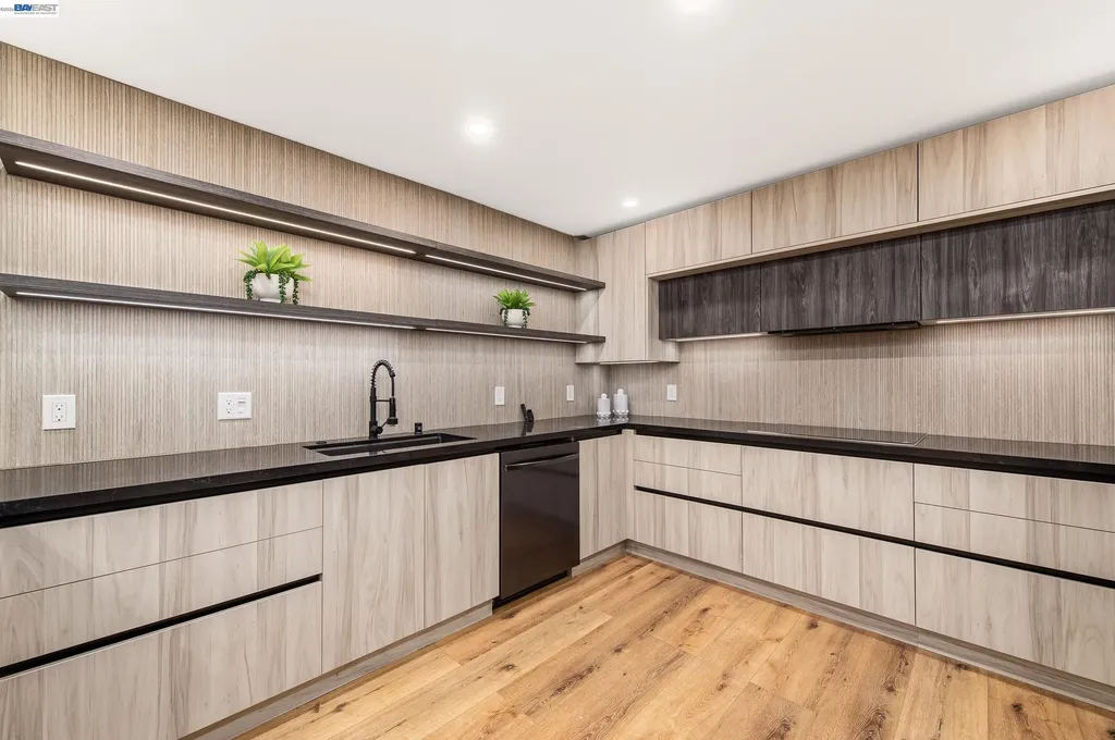 4073 Stanley Boulevard Pleasanton CA 94566