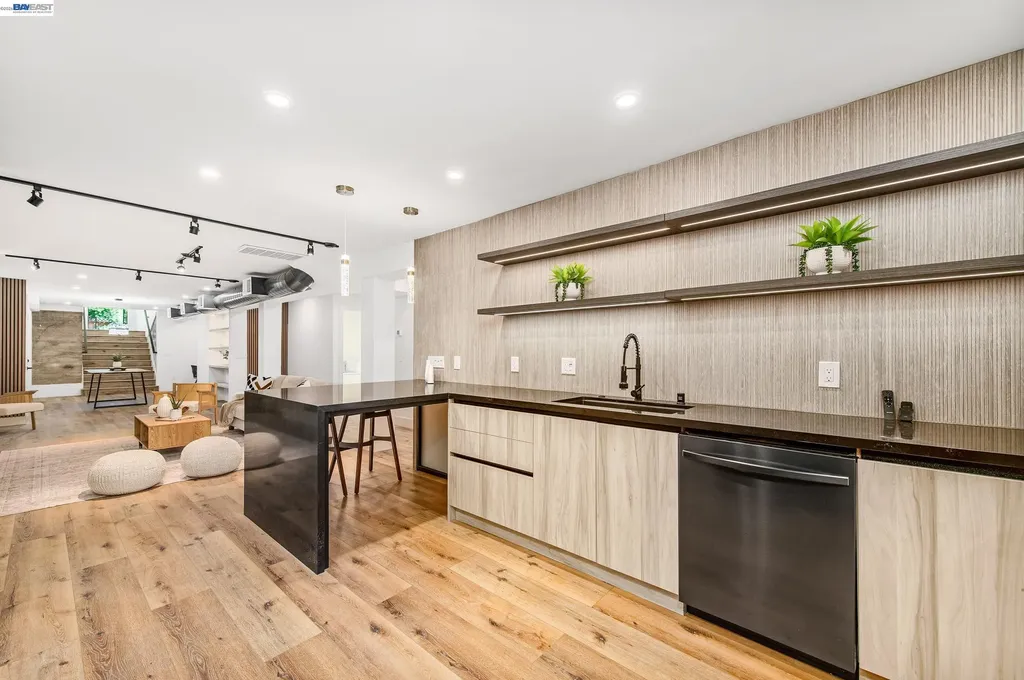 4073 Stanley Boulevard Pleasanton CA 94566