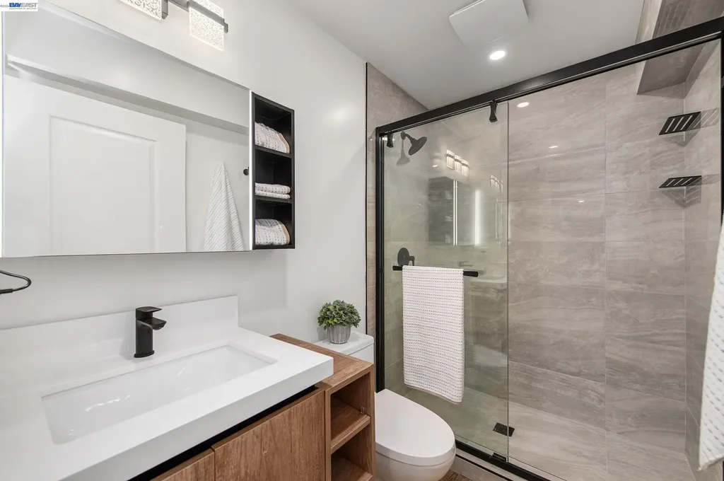 4073 Stanley Boulevard Pleasanton CA 94566