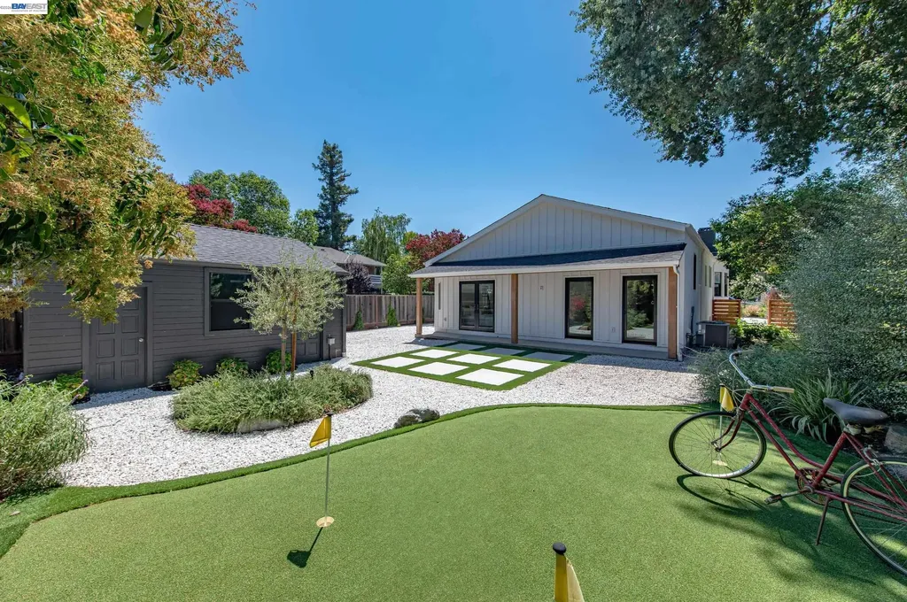 4073 Stanley Boulevard Pleasanton CA 94566