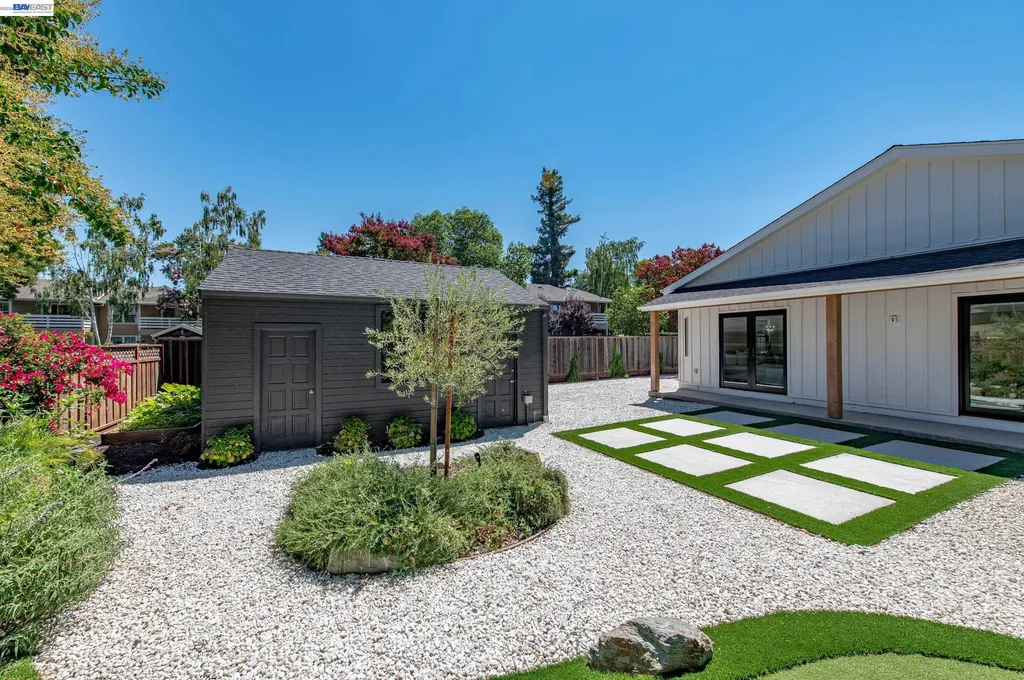 4073 Stanley Boulevard Pleasanton CA 94566