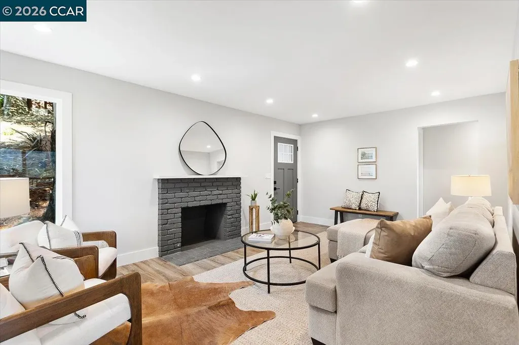5924 Balboa Drive Oakland CA 94611