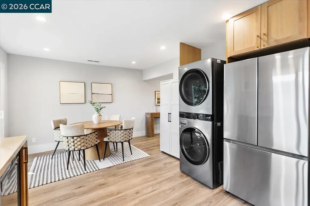 5924 Balboa Drive Oakland CA 94611
