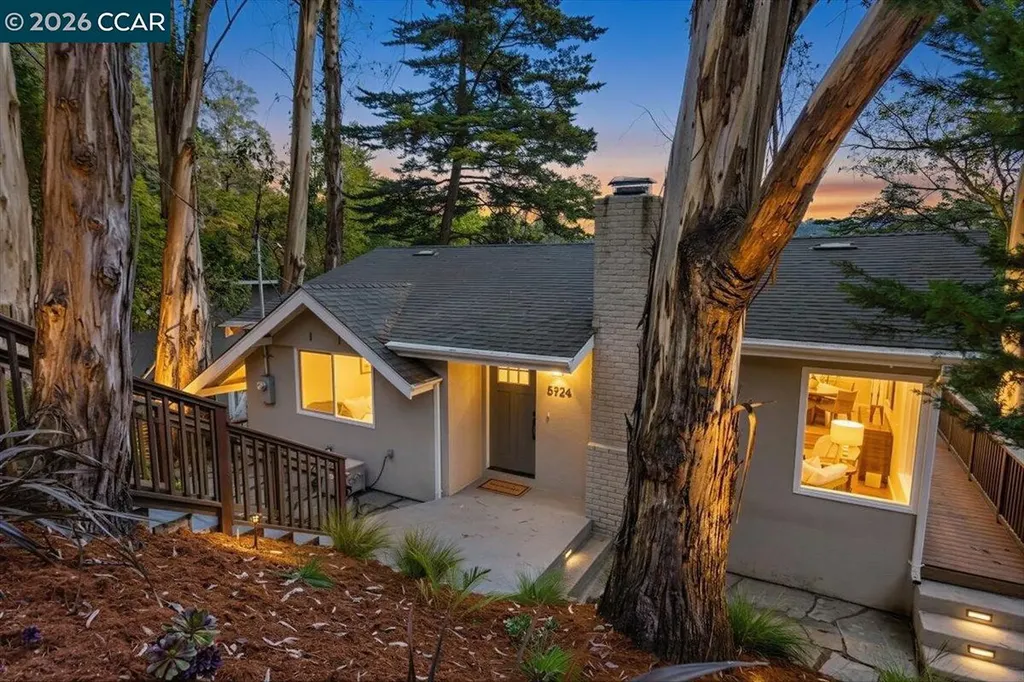 5924 Balboa Drive Oakland CA 94611