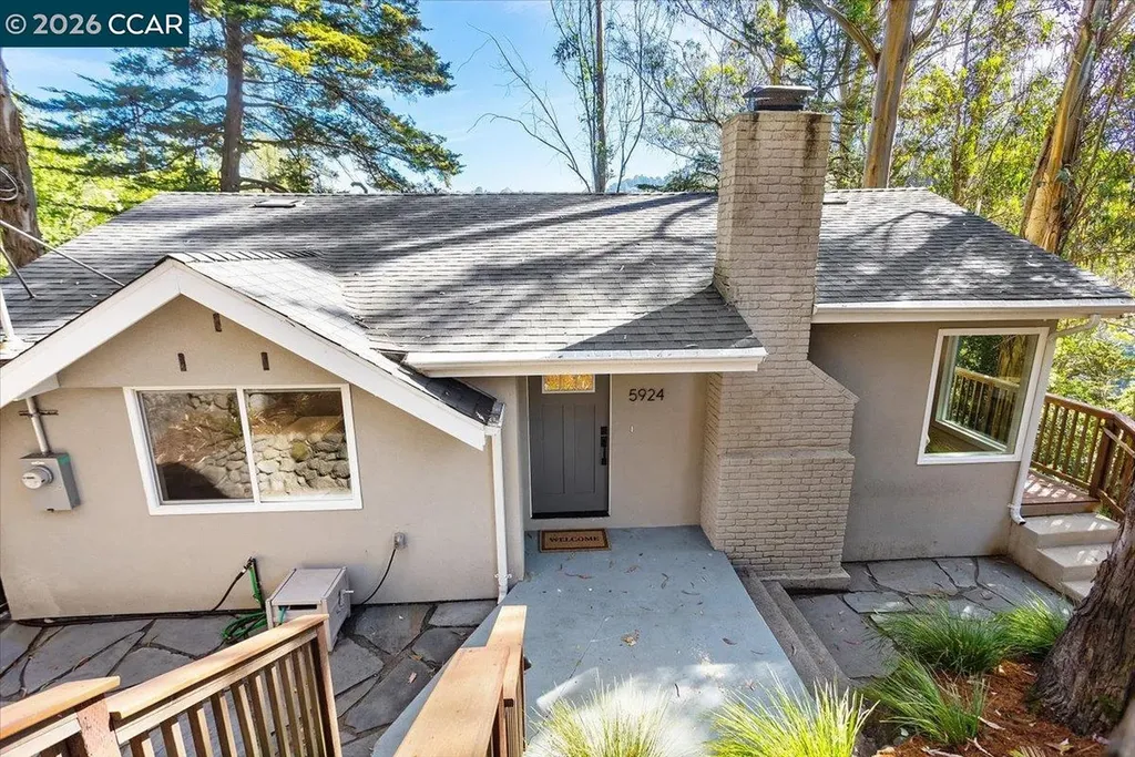 5924 Balboa Drive Oakland CA 94611