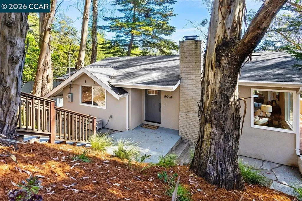 5924 Balboa Drive Oakland CA 94611