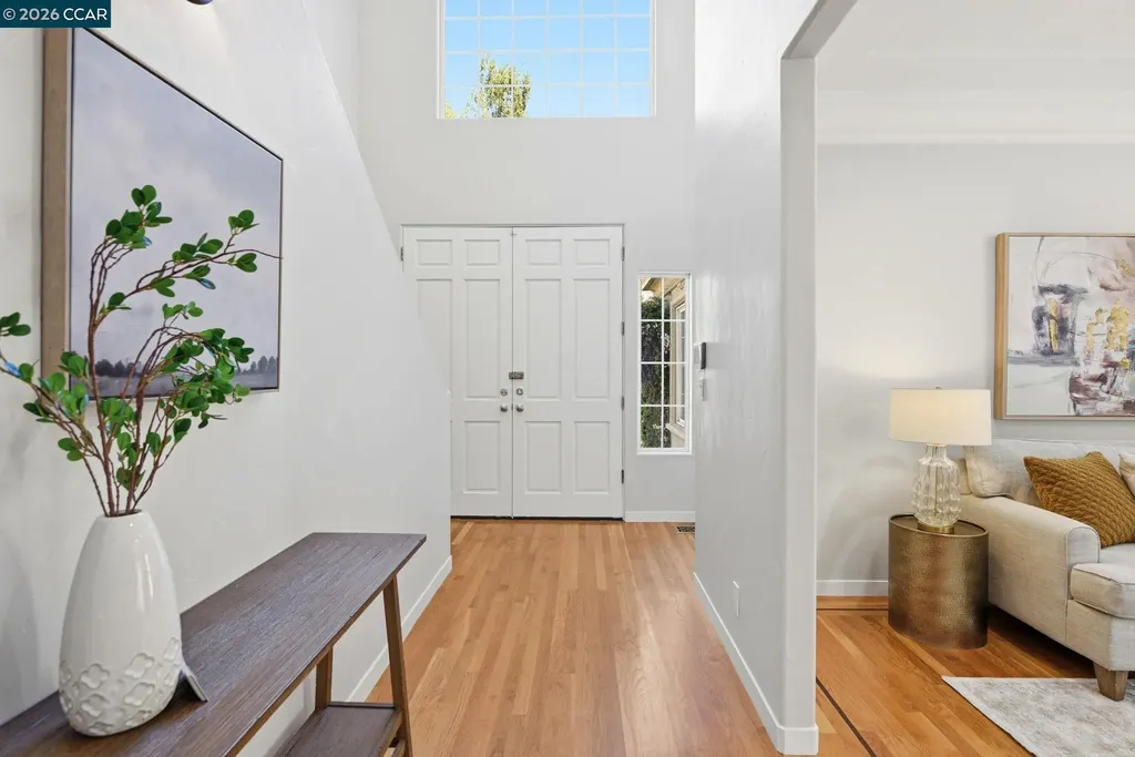 1 Bay Forest Place Oakland CA 94611