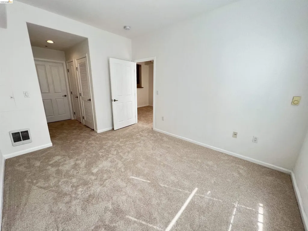 989 Franklin Street Oakland CA 94607