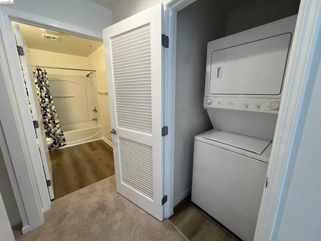 989 Franklin Street Oakland CA 94607