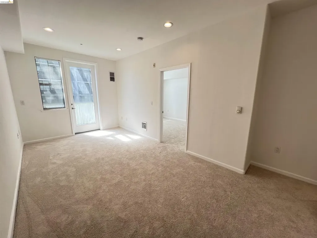989 Franklin Street Oakland CA 94607