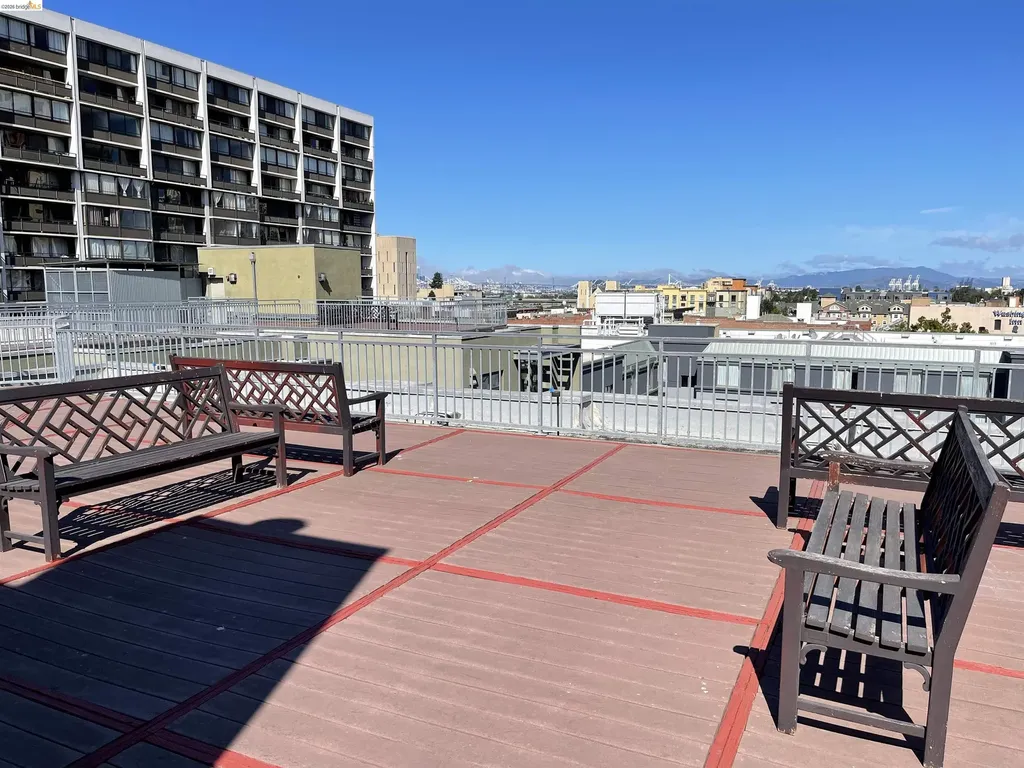 989 Franklin Street Oakland CA 94607