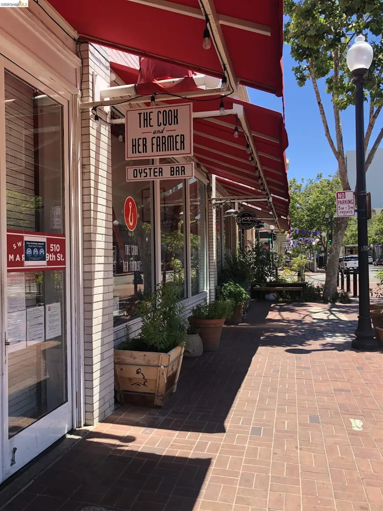 989 Franklin Street Oakland CA 94607