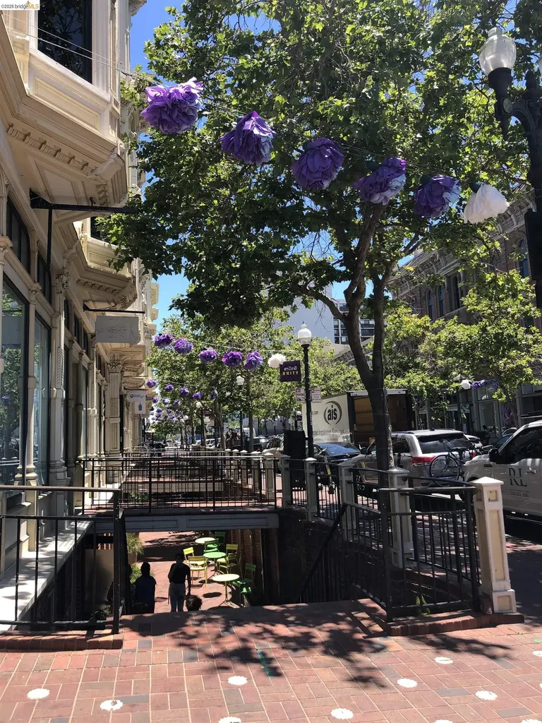 989 Franklin Street Oakland CA 94607