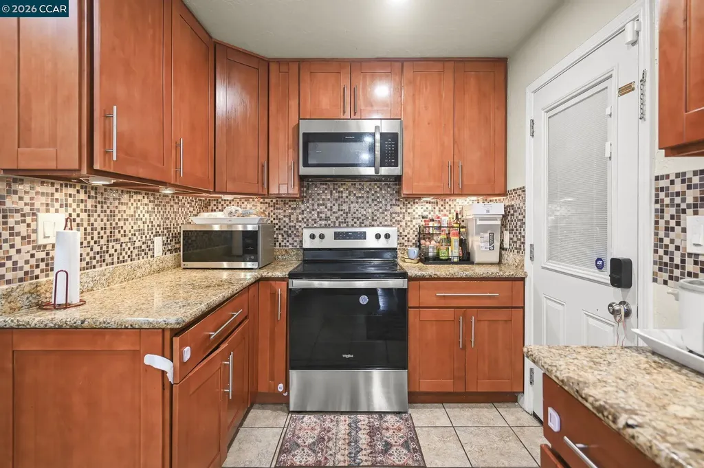 1954 6th Street Concord CA 94519